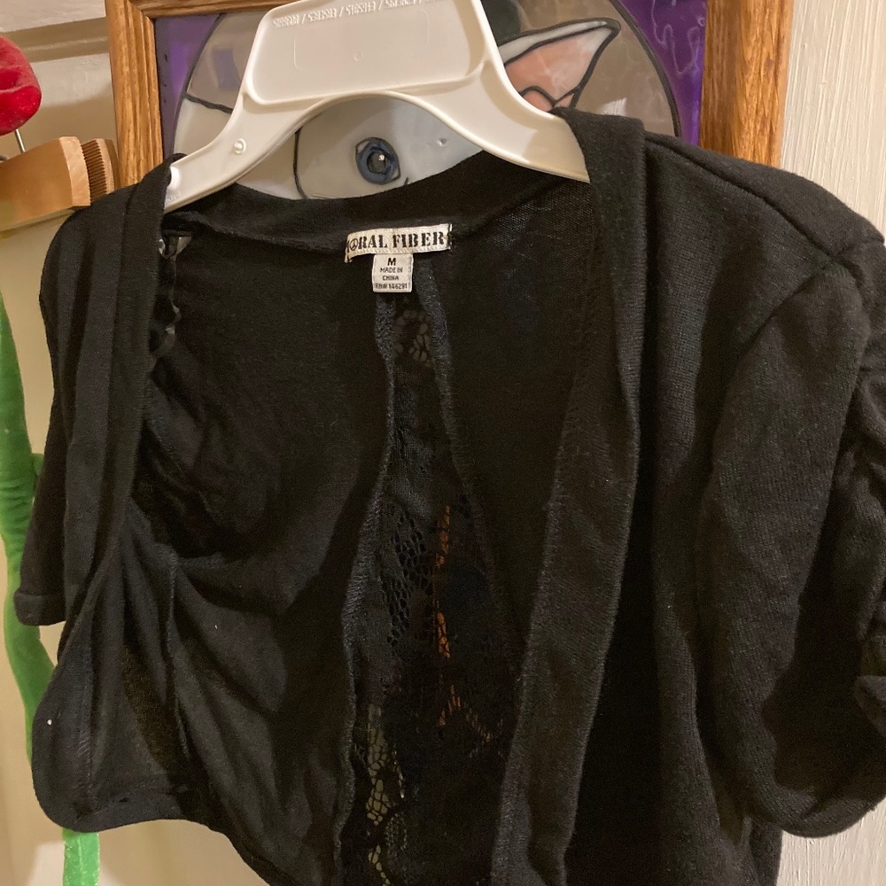 Floral Fiber Black Bolero